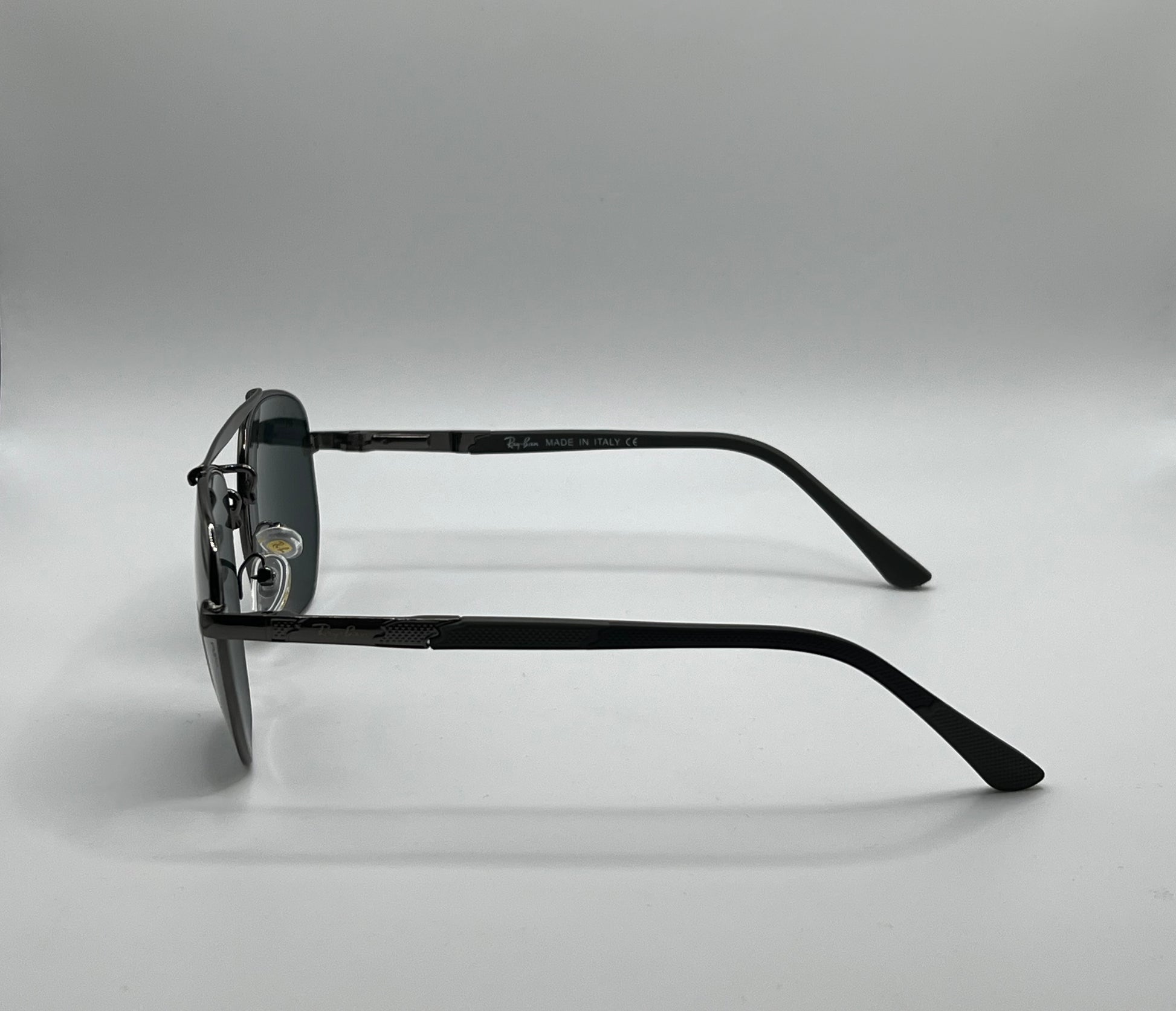Lunettes RAYBAN NOIR RB-1137