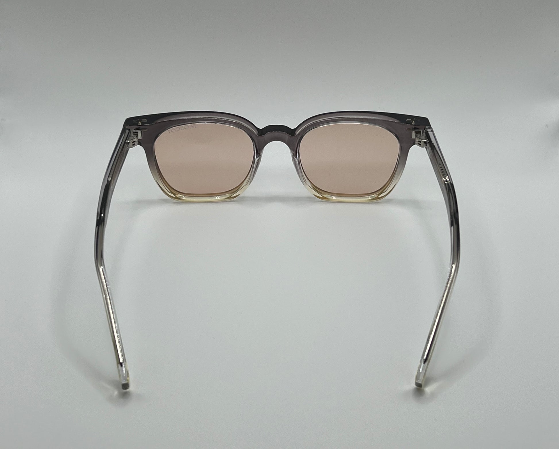 Lunettes MOSCOT GRIS FUMÉ CRISTAL MS-1157